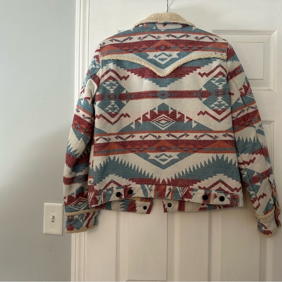 Wrangler Southwestern Sherpa Jacket - Picture 5 of 5